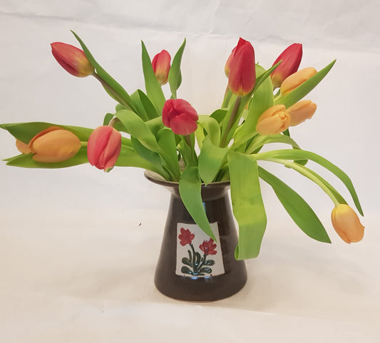 Vase für Tulpen und Narzissen